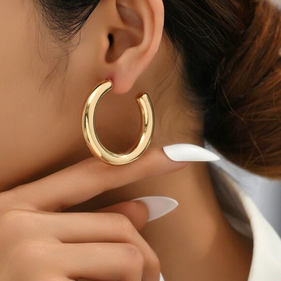 Yellow Gold Women's Minimalist Cuff Hoop Earrings - Picture 1 of 5